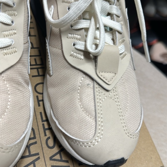 Nike Women’s Air Max Pre-Day size 6.5 - Picture 12 of 13